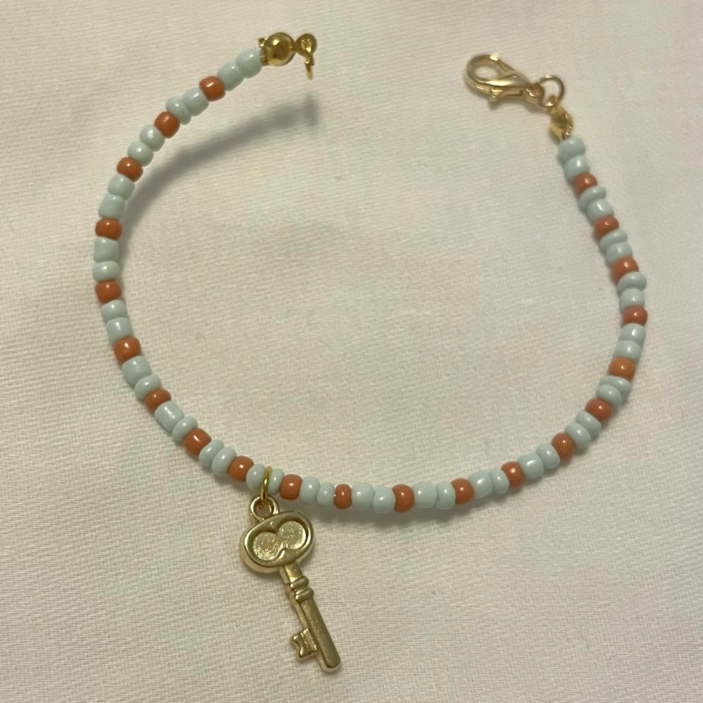 key beaded bracelet